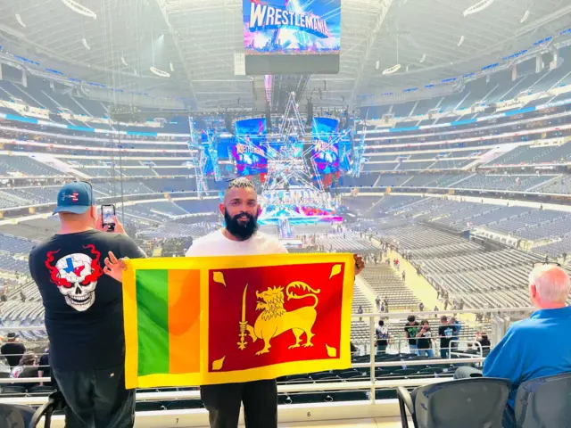 කුඩා කාලයේ පටන් රෙස්ලින් ක්රීඩාවට තිබු කැමැත්ත සහ උනන්දුව නිසා කවදා හෝ රෙස්ලින් ක්රීඩා කරන ක්රීඩක ක්රීඩිකාවන් දැක බලා ගන්න තමා තුළ විශාල ආශාවක් තිබු බව ප්රවේන්ද්ර අප සමග කියා සිටියේය.