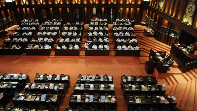 20 වැනි සංශෝධනය පාර්ලිමේන්තුවේ සම්මත වීමට මන්ත්‍රීවරුන් 151කගේ සහය අවශ්‍ය වේ