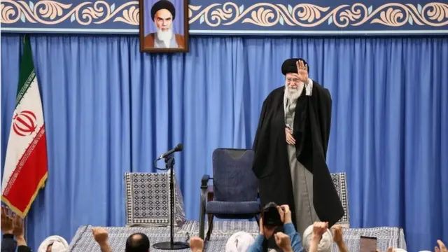 إيران