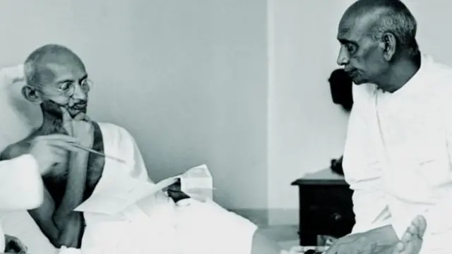 गांधी व पटेल