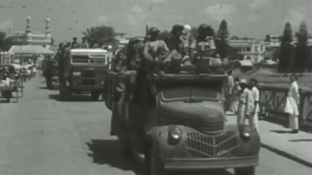 1948 సెప్టెంబర్ లో హైదరాబాద్ రాజ్యంలోకి ప్రవేశించిన ఇండియన్ యూనియన్ సైన్యాలు