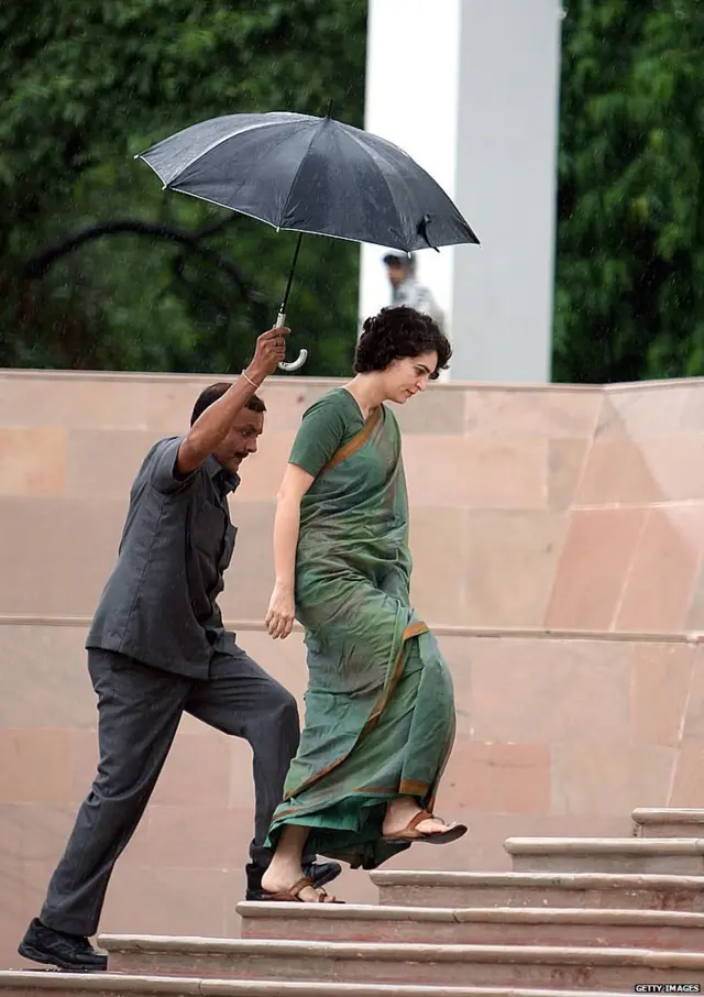 ਪ੍ਰਿਅੰਕਾ ਗਾਂਧੀ ਫਿਲਹਾਲ ਉੱਤਰ ਪ੍ਰਦੇਸ਼ ਦੇ ਇੱਕ ਹਿੱਸੇ ਦੇ ਇੰਚਾਰਜ ਹਨ ਪਰ ਸੱਚਾਈ ਇਸ ਤੋਂ ਜ਼ਿਆਦਾ ਹੋ ਸਕਦੀ ਹੈ