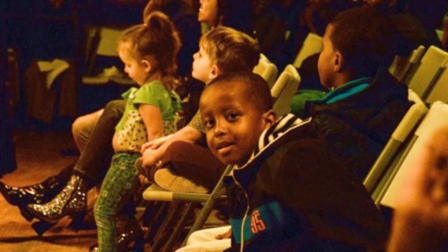 Carruurta Soomaalida ah ee ku kortay Mareykanka, mararka qaar kuma hadli karan afsoomaali.