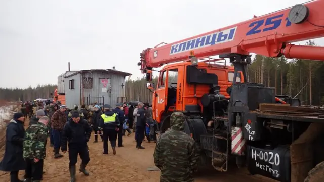 Эвакуация вагончиков. Фото 21 апреля 2019 года