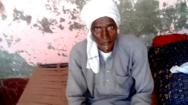 ग्राम प्रधान द्वारिका प्रसाद