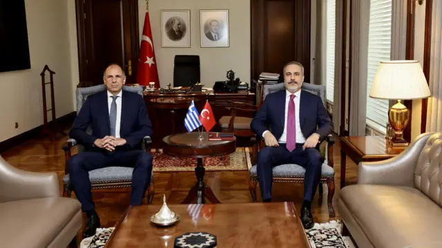 Yunanistan Dışişleri Bakanı Yorgos Yerapetritis ve Dışişleri Bakanı Hakan Fidan