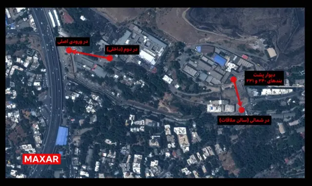 در تصویر ماهواره‌ای ۴ نقطه از حمله مشخص شده‌ که طوری مورد حمله قرار گرفتند که به نظر می‌رسد اسرائیل قصد داشته مسیر فرار ایجاد کند 