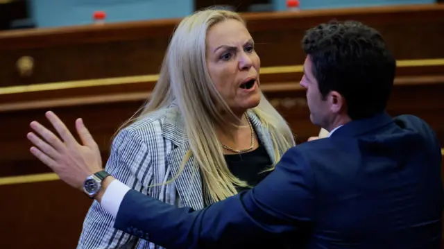 Тиме Кадријај, опозициона посланица