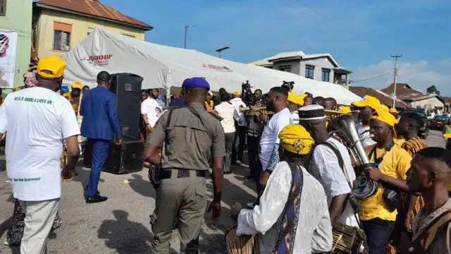 Agboole ẹbi Abiola to wa ni agbegbe Gbagura niluu Abeokuta ni eto adura iranti naa ti waye
