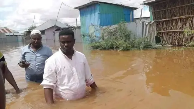 በጎርፍ የተጥለቀለቀ አካባቢ 