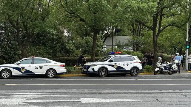 警车巡逻