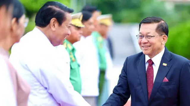 သြဂုတ် ၁၇ ရက်မှာရုရှားကို ထွက်ခွာသွားတဲ့ ဦးမင်းအောင်လှိုင် 