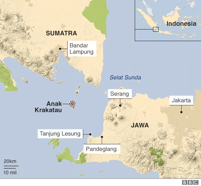 Selat Sunda merupakan salah satu jalur pelayaran domestik dan internasional.