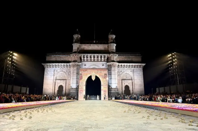 डिऑर फॅशन शो, 2023