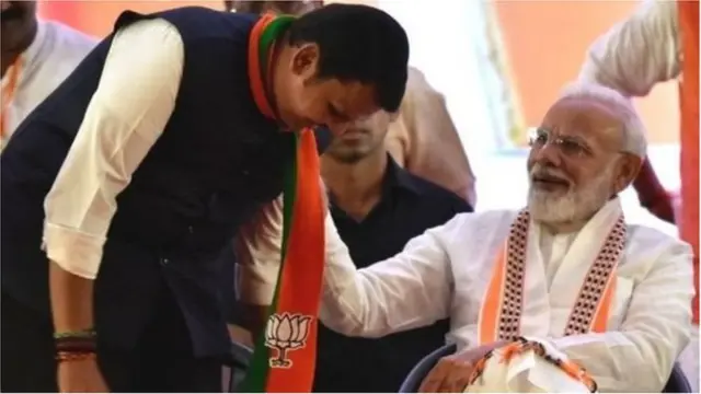 మహారాష్ట్ర రాజకీయాలు