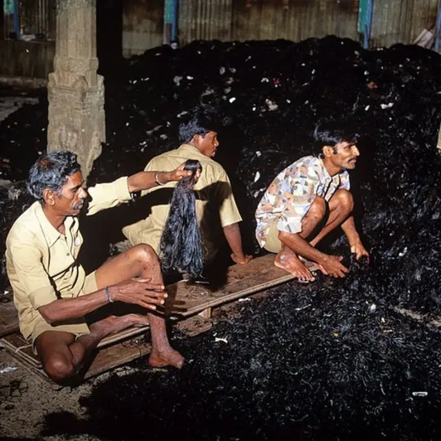 Мужчины на горах волос