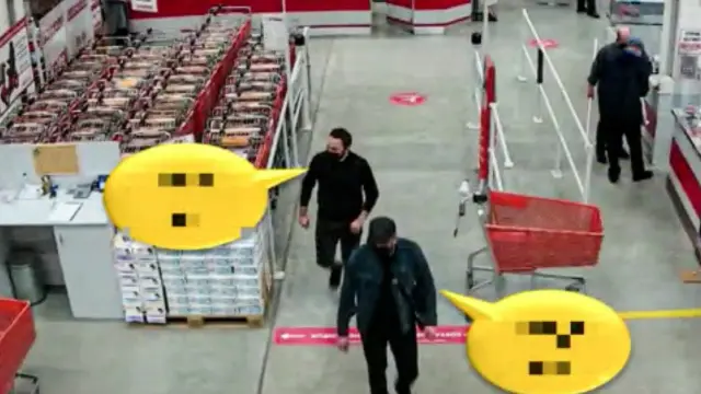 اعضای گروه زیندشتی در فروشگاه