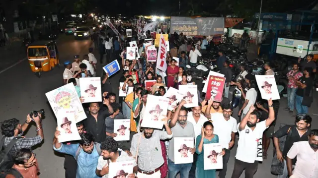 நீட் எதிர்ப்புப் போராட்டத்தில் ஈடுபட்ட மாணவர் அமைப்பு.
