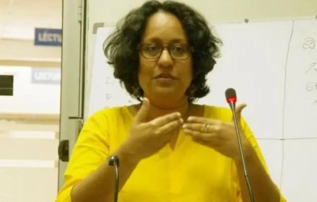 ආචාර්ය හරිනි අමරසූරිය