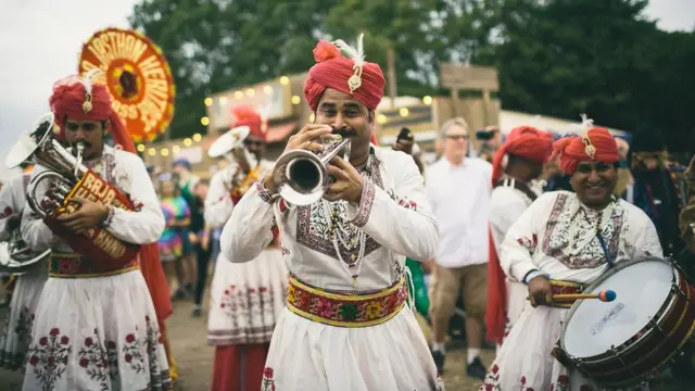 Гластонбери