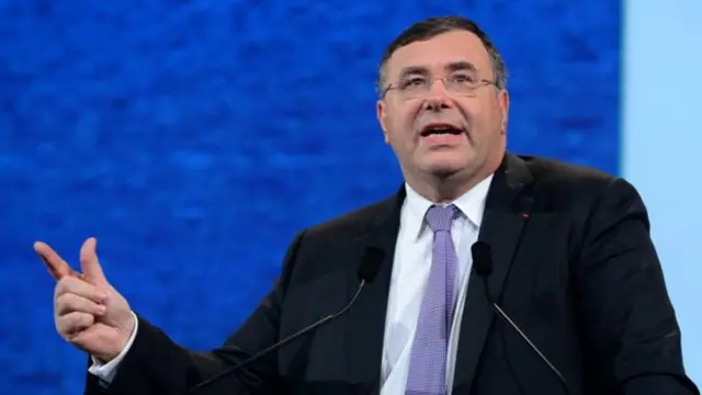 پاتریک پویانه، مدیر عامل شرکت توتال گفته است بازار بزرگ ایران ارزش خطر کردن را دارد