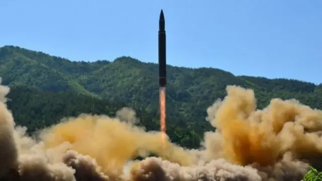 व्यालिस्टिक क्षेप्यास्त्र