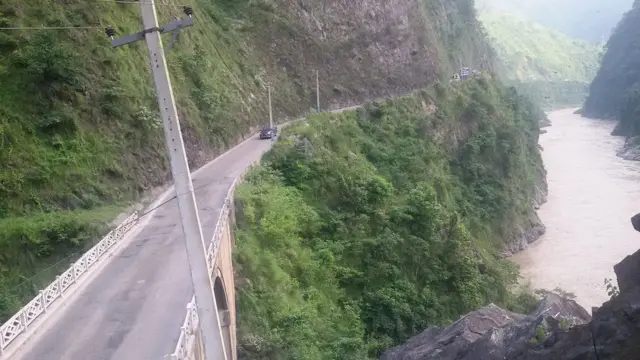 सडकको एक पुल