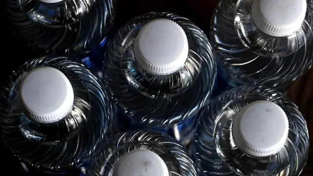 සෞඛ්‍ය අමාත්‍යාංශයේ අනුමත අංකය තිබේදැයි පරීක්ෂා කරන්න