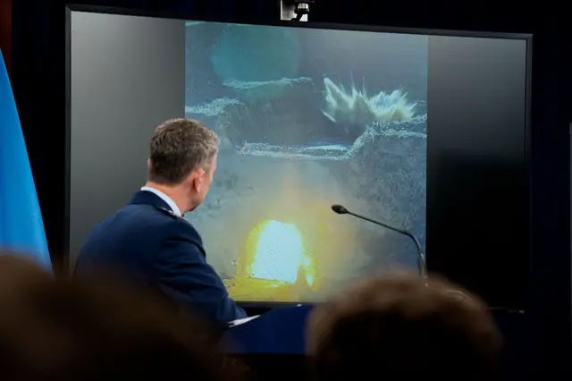 ژنرال آمریکایی در حال تماشای تصویر حمله به سایت هسته‌ای ایران