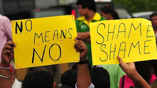 पोस्टर पर लखा है - 'नो मीन्स नो'