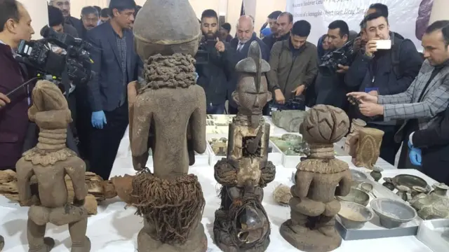 لرغوني اثار