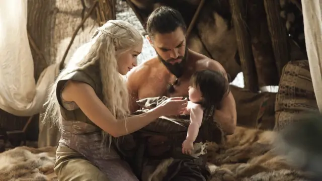 Daenerys e Khal Drogo.