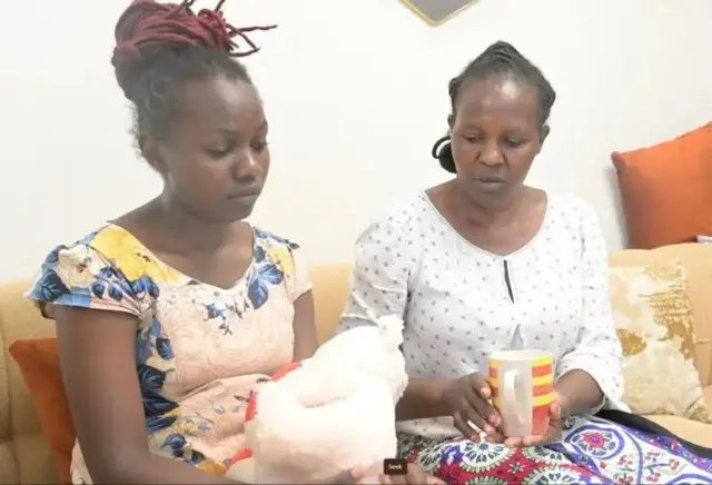 Abigael ari kumwe na nyina wamubaye hafi mu gihe cyose cy'ubuzima bwe