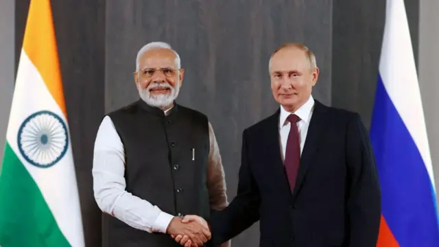 नरेंद्र मोदी और व्लादिमीर पुतिन