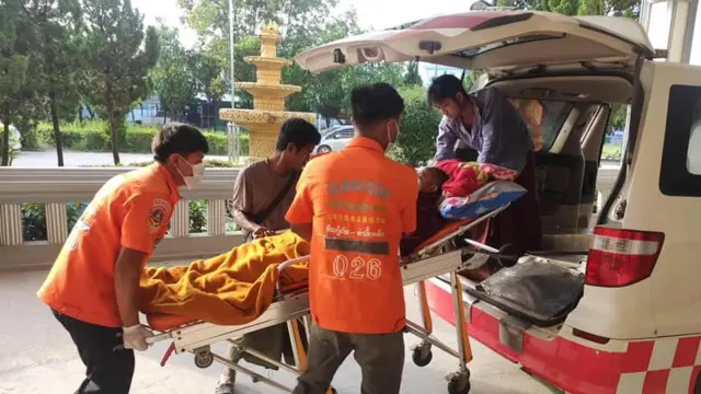 တာချီလိတ်မှာ ကော်ဖီထုပ်ကို သောက်မိပြီး ဘုန်းကြီးတစ်ပါးနဲ့ ဒကာလေးဦး သတိလစ်