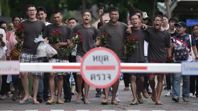 นักศึกษา 13 คนออกจากเรือนจำพิเศษกรุงเทพฯ เมื่อ 8 ก.ค. 2558