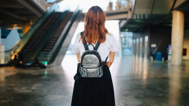 பள்ளி மாணவி கோப்புப் படம்