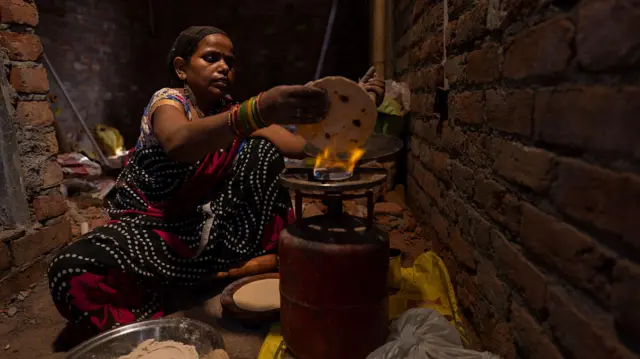 గ్యాస్ సిలిండర్ ఏపీ తెలంగాణ