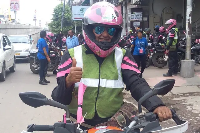 बाइकिंग क्वींस