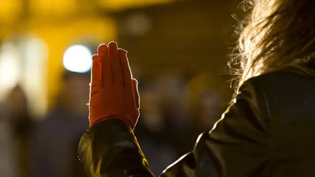 பெண்களுக்கு எதிரான குற்றங்கள்