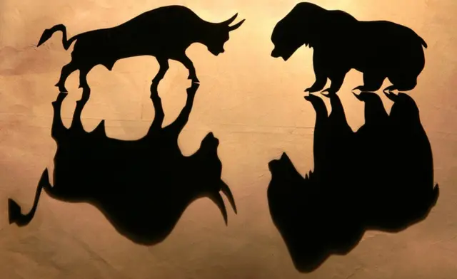 બજાર ઉપર જશે તેમને બૂલ (આખલા) તરીકે ઓળખવામાં આવે છે, જે લોકો મંદીનું વલણ ધરાવતા હોય, તેમને બેઅર (રીંછ) તરીકે ઓળખવામાં આવે છે.