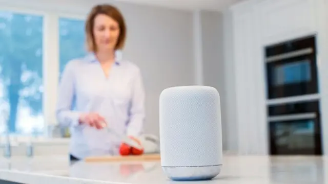 لا تستطيع أدمغتنا تجاهل الأصوات من حولنا