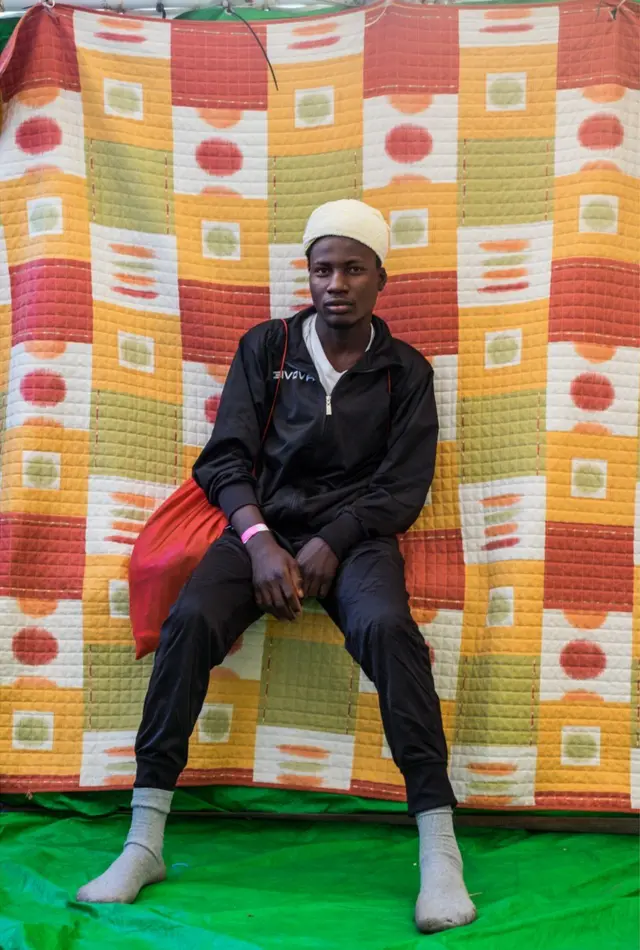 موسى لطيف من السودان قضى ثلاثة أشهر في ليبيا وكان يريد الهجرة إلى ألمانيا.