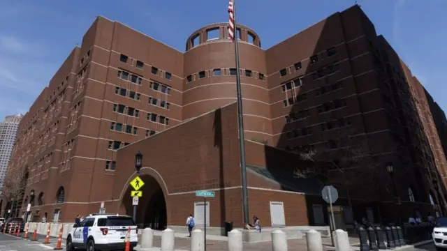 Здание суда