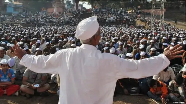 श्री शिवप्रतिष्ठान हिंदुस्थान या संघटनेचे वादग्रस्त नेते संभाजी भिडे