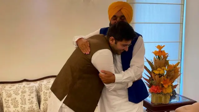 ਸੋਮਵਾਰ ਨੂੰ ਨਿਯੁਕਤੀ ਤੋਂ ਬਾਅਦ ਰਾਘਵ ਚੱਢਾ ਵੱਲੋਂ ਭਗਵੰਤ ਮਾਨ ਦਾ ਧੰਨਵਾਦ ਵੀ ਕੀਤਾ ਗਿਆ ਹੈ।