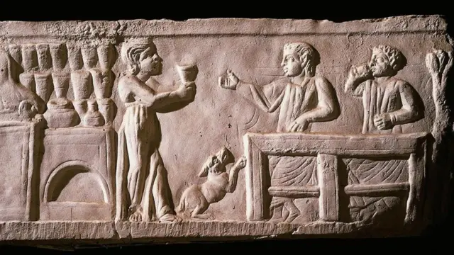 Roma içki içen insanlar rölyefi