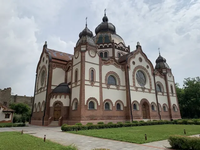 Subitička katedrala jedna je od najznačajnijih znamenitosti ovog vojvodđanskog grada