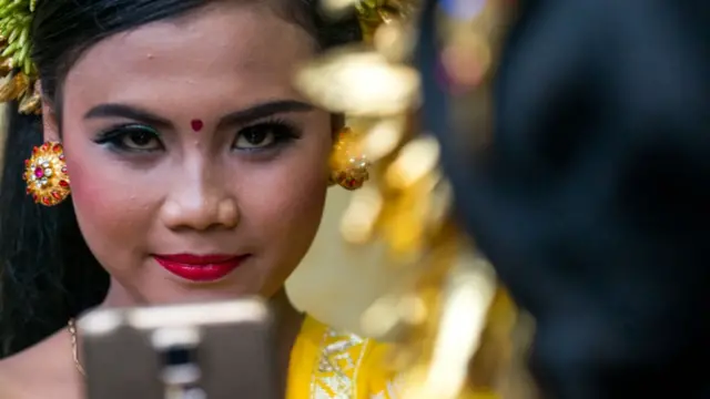 છોકરીની પ્રતિકાત્મક તસવીર