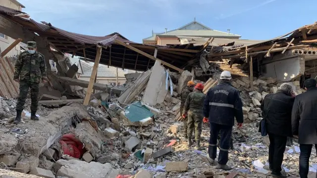 Xırdalan, partlayan ev, dağıntı